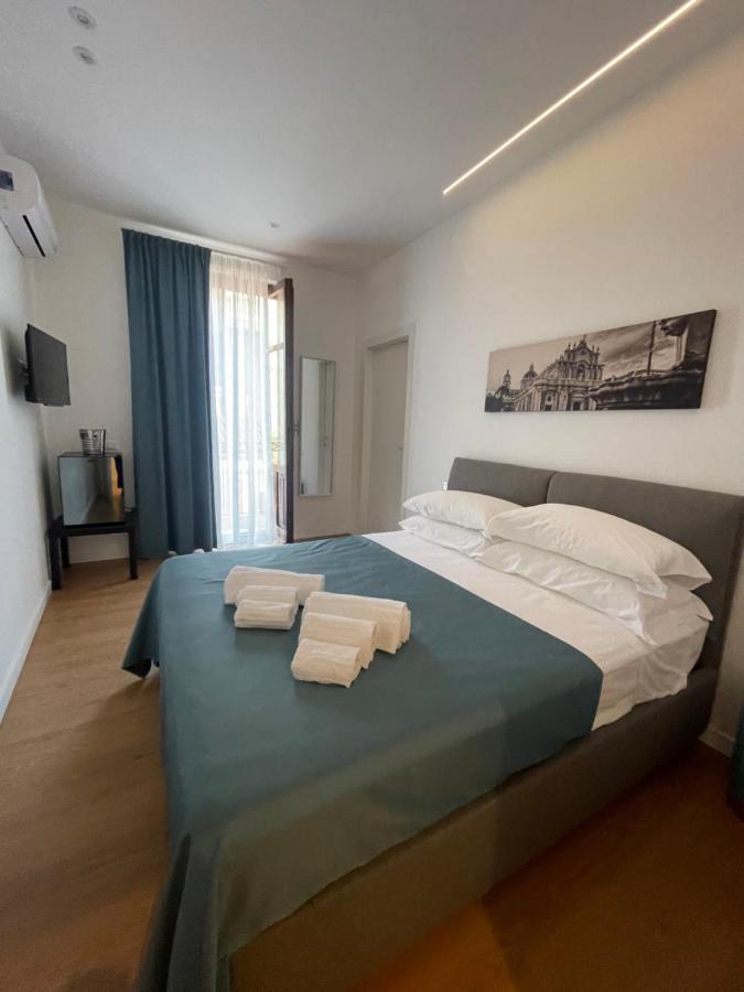 קטאניה Civicocento Charming Rooms מראה חיצוני תמונה
